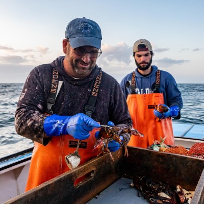 Vinalhaven-Fishing_Lobster-measure_September-2021_Jack-Sullivan